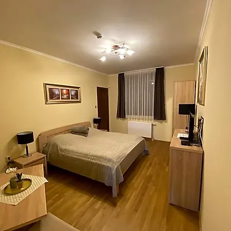 Aparthotel Kevevára